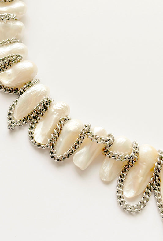 Rocky Pearl Necklace Full